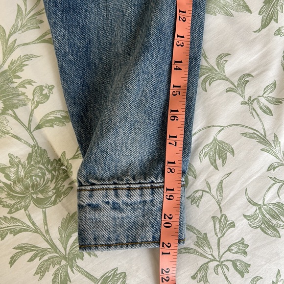 Urban Outfitters Jean Jacket - Picture 9 of 10